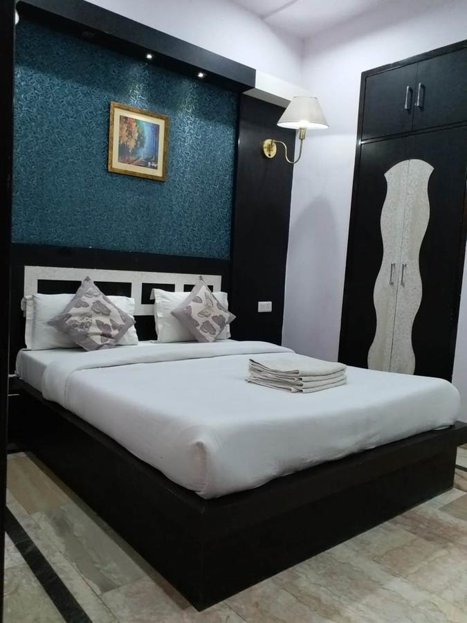 Hotel Laxman Resort By The Golden Taj Group &Hotels Агра Екстериор снимка